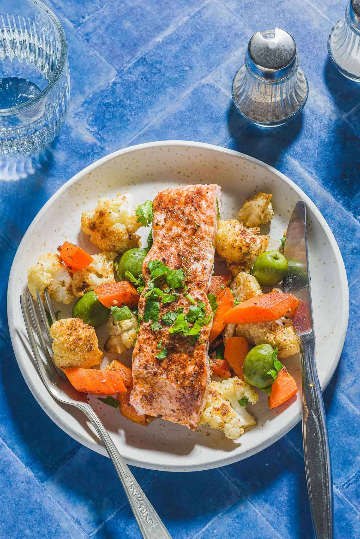 Sheet Pan Salmon and Vegetables
