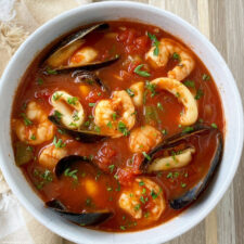 Slow Cooker Seafood Cioppino