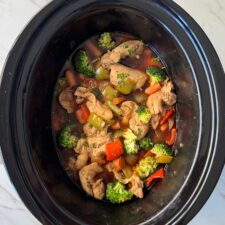 Slow Cooker Chicken and Vegetables